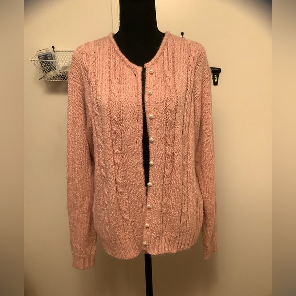 Sweater - Picture 1 of 2